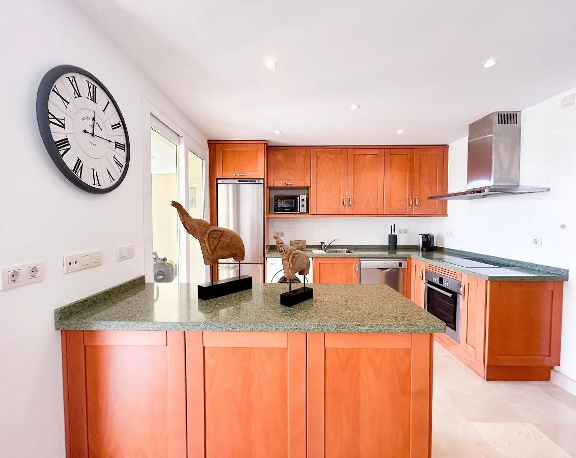 Beach & Golf Apartment In Bahia De Casares