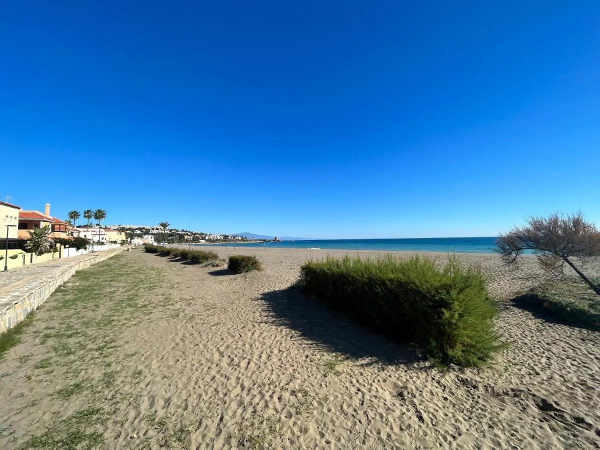 Beach & Golf Apartment In Bahia De Casares