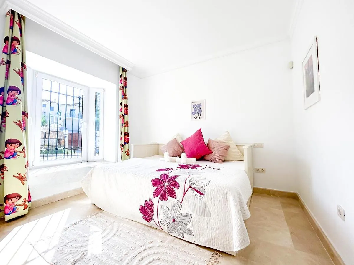 Beach & Golf Apartment In Bahia De Casares